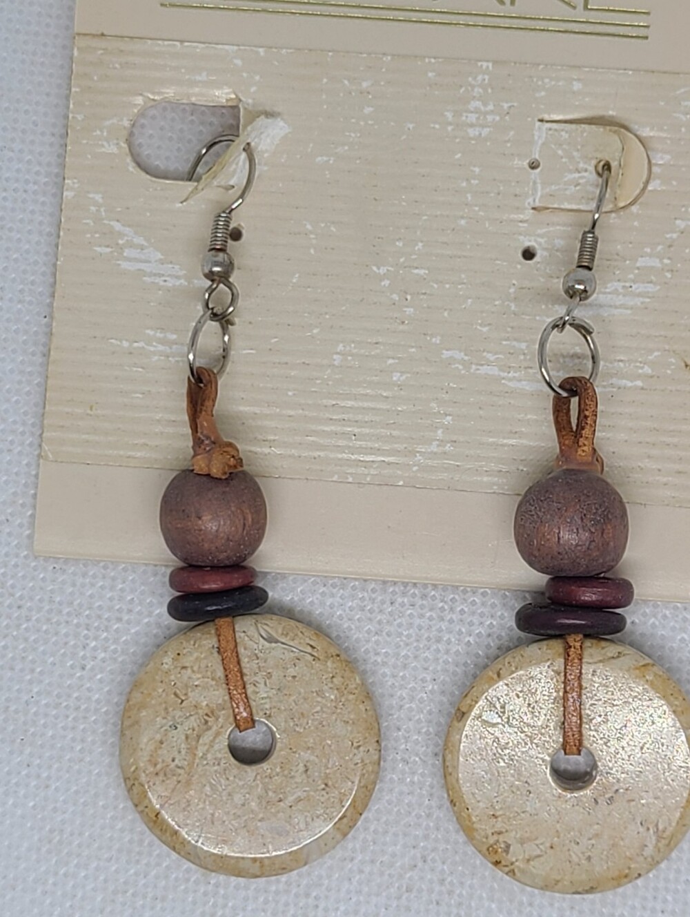 Trovaré Dangling Earrings - Picture 4 of 7
